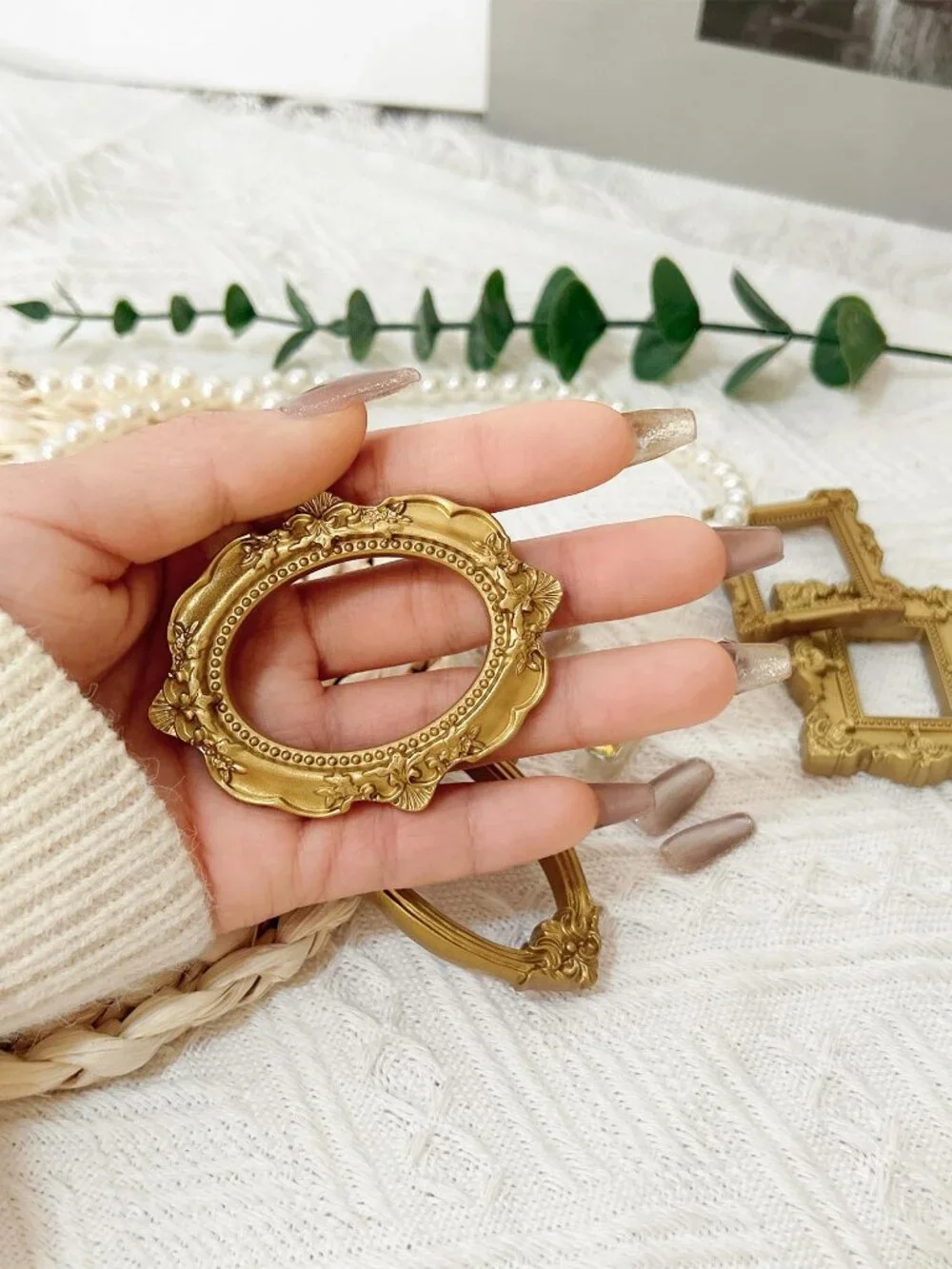 15PCS Vintage Resin Picture Frame - Mini Photo Frame Tiny Antique Frames Small P